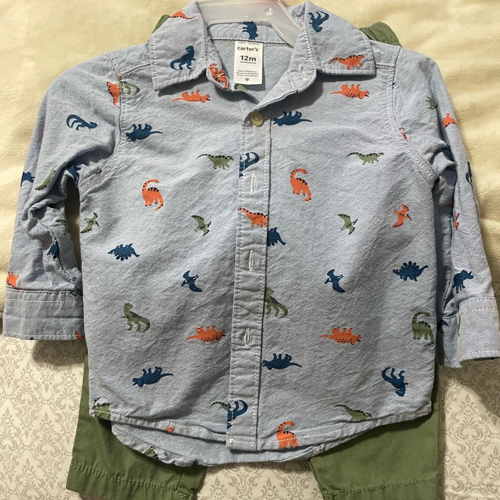 Carter’s Set For Baby Boy’s Size 12M.